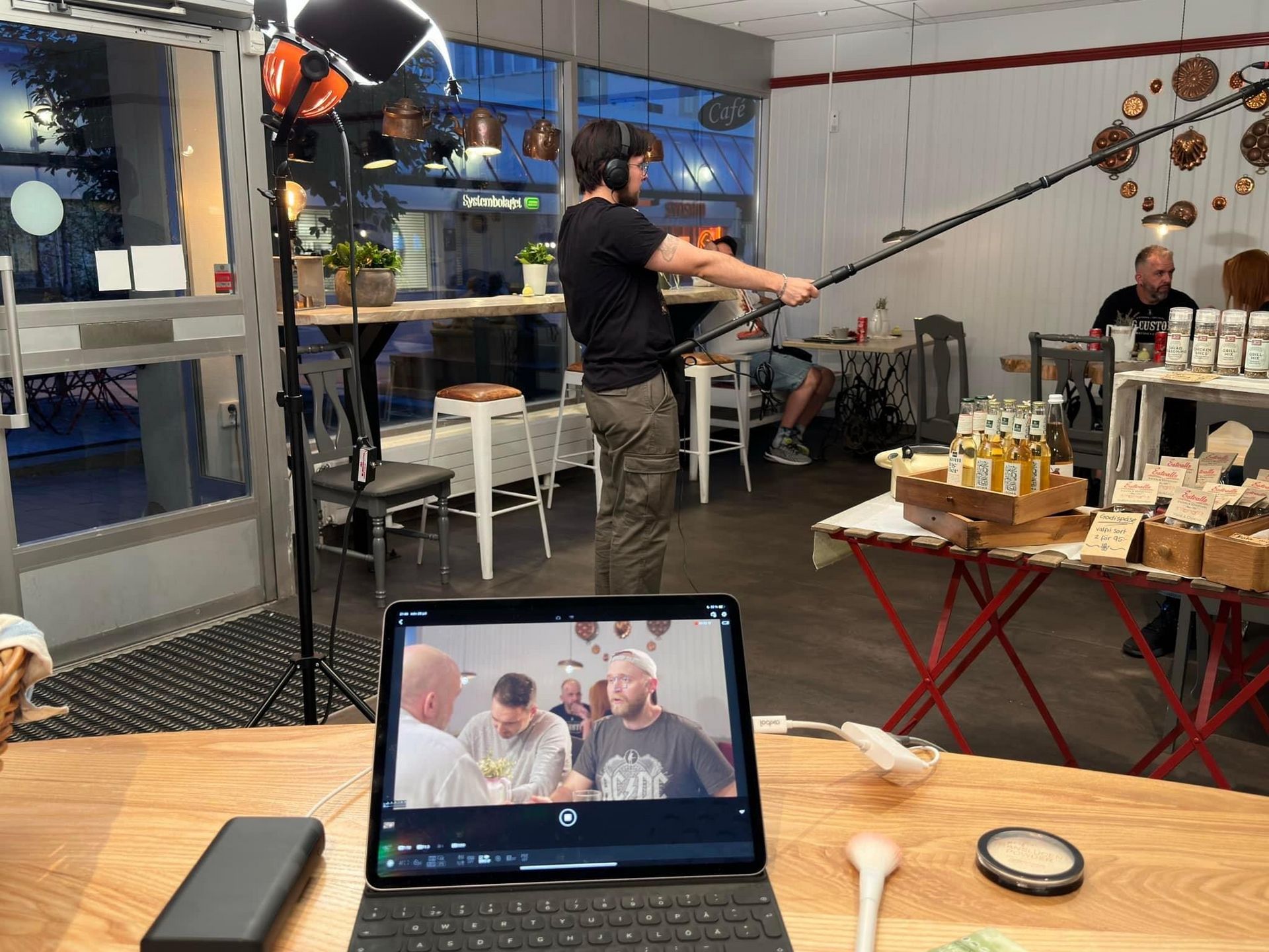 Behind the scenes — Tänk om? (10)